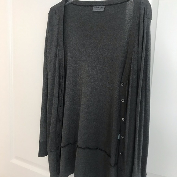 Cardigan - Picture 2 of 3